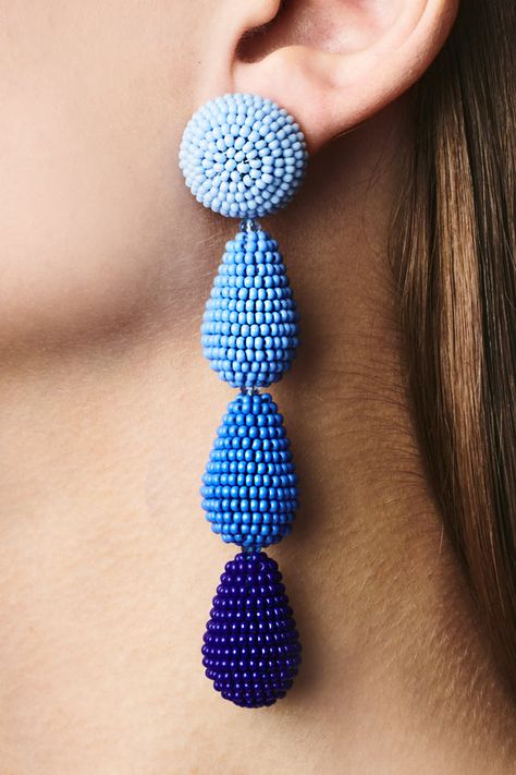 Textile Earrings, Soft Dramatic, Birthday Bracelet, Beaded Jewelry Designs, Handmade Fashion Jewelry, Jewelry Design Earrings, Beaded Jewelry Patterns, Thread Work, Blue Ombre