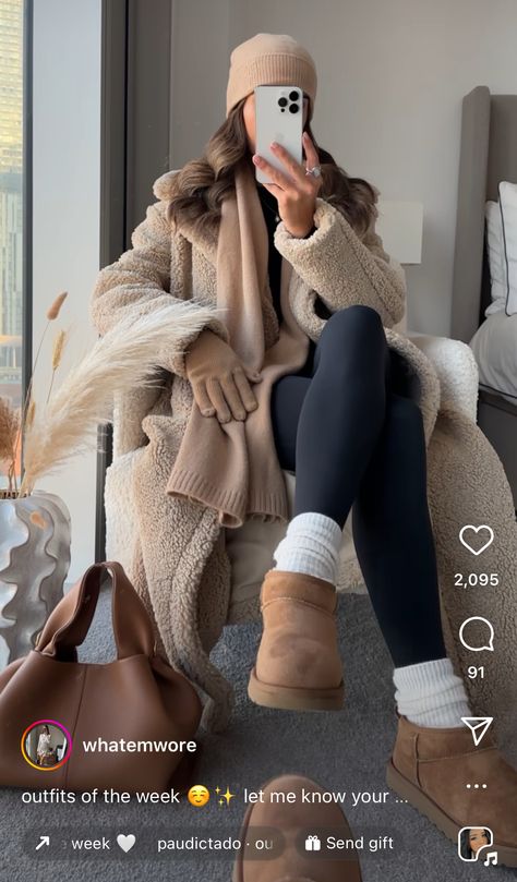 Long Teddy Coat Outfit, Teddy Coat Outfit Winter, Sherpa Coat Outfit, Teddy Coat Outfit, Snow Day Outfit, Long Teddy Coat, Long Coat Outfit, Cold Weather Outfits Winter, Fur Coat Outfit