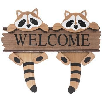 Welcome Raccoons Wood Wall Decor #easter #diy #crafts #eastercrafts #easterdecor Mdf Decor, Styrofoam Art, Word Wall Decor, Easy Clay Sculptures, Camping Classroom, Moose Decor, Wood Yard Art, Wood Craft Patterns, Wall Decor Hobby Lobby