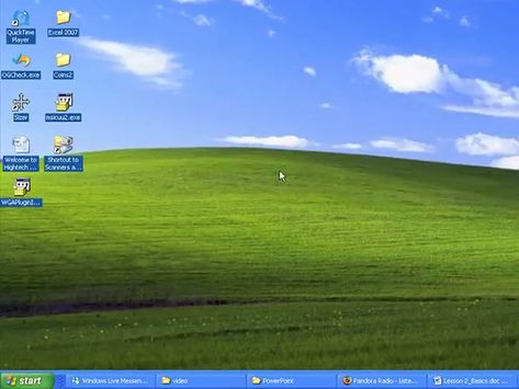 Windows Xp Nostalgia, 2000s Windows Aesthetic, Web 1.0, Windows 7 Aesthetic, Windows Background Aesthetic, 2000s Computer Aesthetic, Windows Xp Aesthetic, 2001 Aesthetic, Internet Core