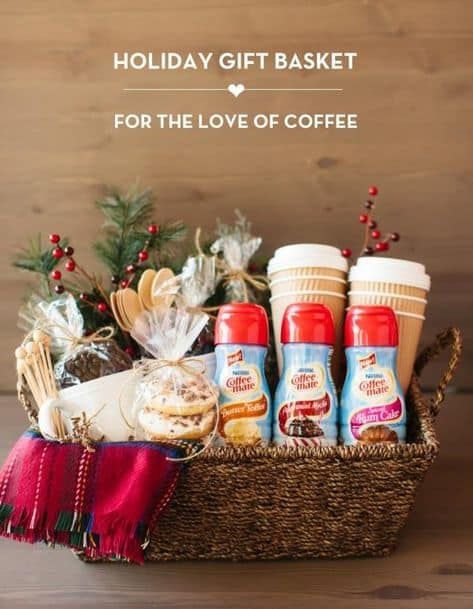 15 Genius Coffee Gift Basket Ideas - To DIY or Buy Coffee Basket Gift Ideas, Coffee Gift Basket Ideas, Best Christmas Gift Baskets, Coffee Lover Gifts Basket, Coffee Basket, Christmas Gift Baskets Diy, Coffee Gift Basket, Best Gift Baskets, Easy Diy Christmas Gifts