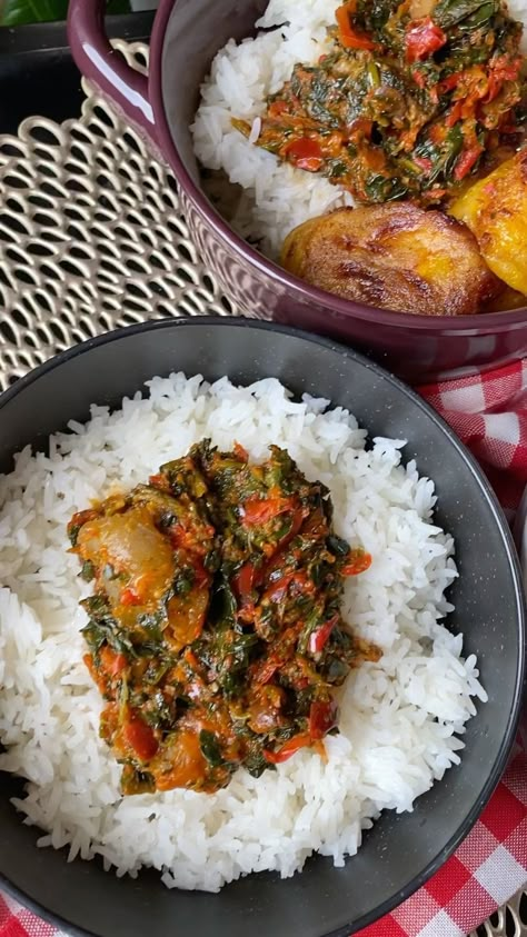 Efo Riro Nigerian Food, Oven Beans, Plantain Rice, African Delicacies, Stir Fry Spaghetti, Eggs Sweet Potato, Naija Babe, Nigeria Celebrities, Callaloo Recipe