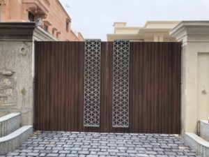 Fundermax Gate Design, Hpl Gate Design, Hpl Sheet Gate Design, Fabrication Gate, Farmhouse Main Gate, Ms Gate Design Modern, Hpl Sheet Main Gate Design, Modern Ms Gate Design, Compound Gate Design