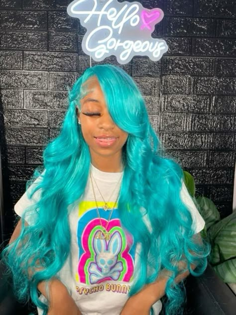 Side Part Curls, Cute Weave Hairstyles, Blue Lace Front Wig, Lacefront Wig, Glamour Hair, Frontal Wig Hairstyles, Aqua Hair, Creative Hair Color, Wig Install