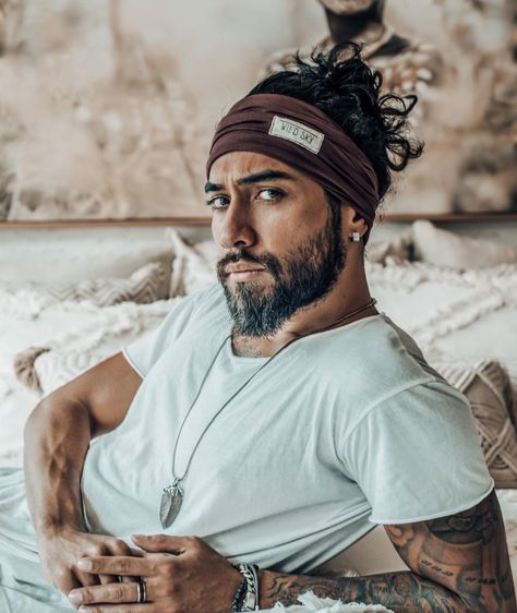 Mens Hair Growth, Man Bun Beard, Man Bun Styles, Man Buns, Short Hair With Beard, Man Bun Hairstyles, Hair Growth For Men, Mens Hairstyles With Beard, Beard Styles Short