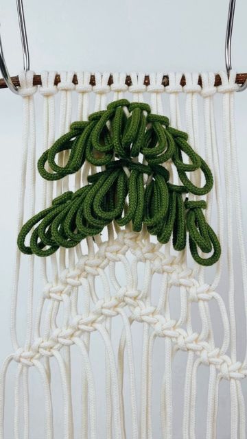 Diy Xmas Tree, Knots Guide, Modern Macrame, Macrame Decor, Best Christmas, Best Christmas Gifts, Gold Stars, Xmas Tree, 2 A