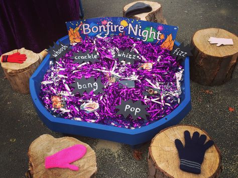 Bonfire night tuff spot. Fireworks Eyfs Bonfire Night, Bonfire Night Small World Eyfs, Bonfire Messy Play, Bonfire Night Tuff Tray Ideas, Bonfire Tuff Tray Ideas, Bonfire Night Messy Play, Firework Tuff Tray, Firework Tuff Tray Ideas, Bonfire Night Tuff Tray