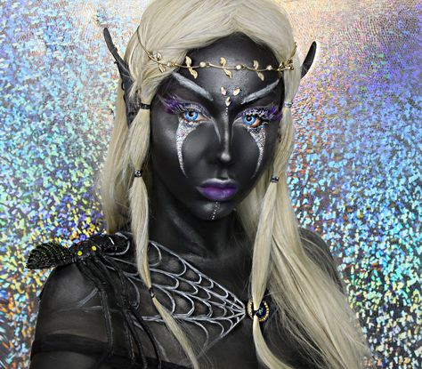 Drow dark elf makeup halloween Daiana Kir https://www.youtube.com/channel/UCV5g7CmSAXjBLQacf21h_rw Elf Makeup Halloween, Dark Elf Makeup, Dnd Reference, Zombie Crawl, Elf Female, Hair Drawings, Makeup Zombie, Magical Stuff, Elf Cosplay