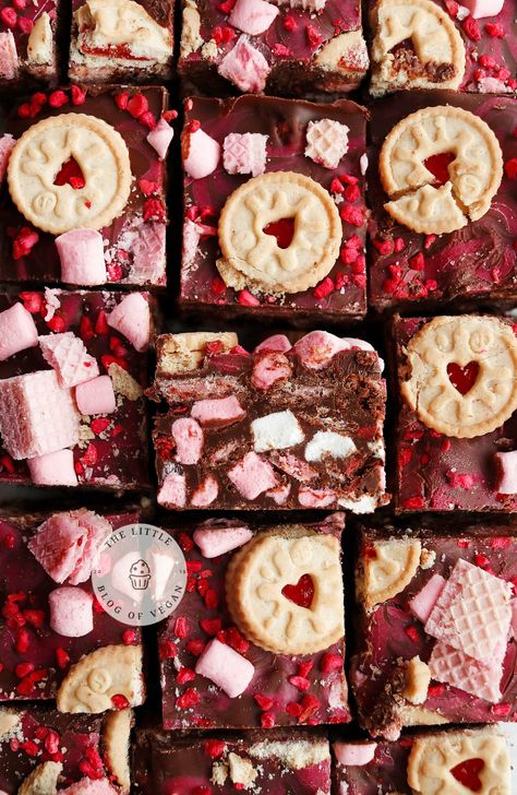 Xmas Bakes, Vegan Rocky Road, Vegan Valentines, Holidays Treats, Rocky Road Bars, Rocky Road Brownies, Christmas Brownies, Pink Marshmallows, Raspberry Syrup