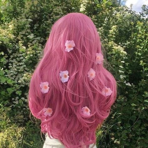 Pink Hair Aesthetic Faceless, Roxy Aesthetic, Descendants Dr, Long Pink Hair, Light Purple Hair, Once Upon A Broken, Pink Hair Dye, Plant People, Creative Hair Color