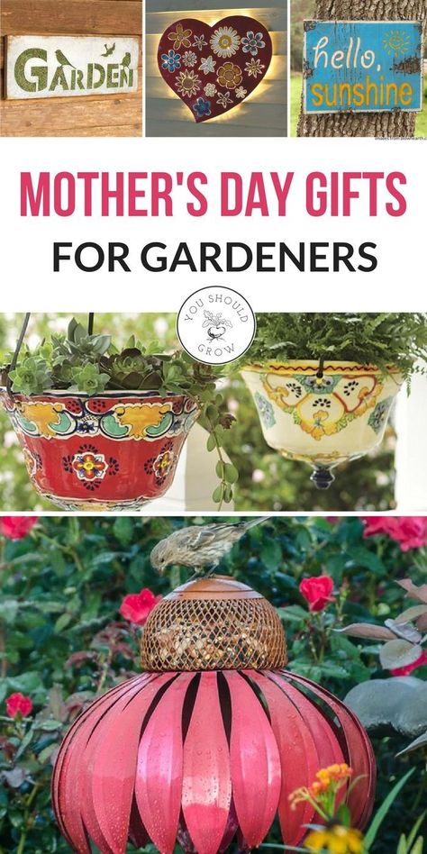 Over 20 fabulous gift ideas for moms who garden. Mother's day is almost here, but there's still time to get her a great gardening gift she'll love. Gift Ideas For Moms, Gardening Gift Baskets, Gifts For Gardeners, Tattoo Plant, Gardening Gift, Diy Mothers Day Gifts, Creative Gardening, Mothers Day Gifts, Gardening Supplies