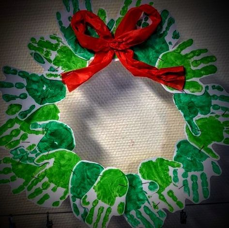 Christmas Hanging Craft, Hand Wreath Craft Kids, Preschool Christmas Crafts Christian, Kids Wreath Craft, Hand Wreath, Preschool Christmas Activities, Handprint Christmas, Christmas Crafts For Toddlers, Preschool Christmas Crafts