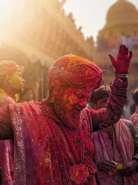 Mathura Holi Photography, Vrindavan Holi Photography, Vrindavan Holi Aesthetic, Holi Festival Aesthetic, Braj Holi, Barsana Holi, Mathura Holi, Ab Reference, Holi Aesthetic