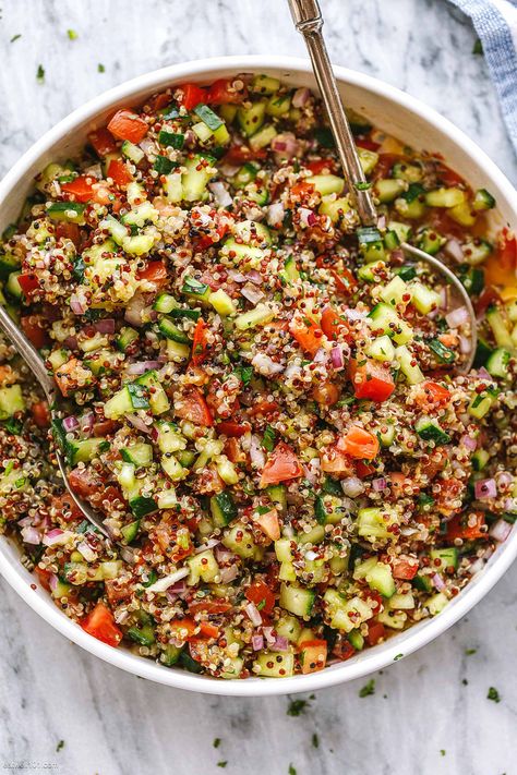 Quinoa Cucumber and Tomato Salad - #cucuber #tomato #quinoa #salad #recipe #eatwell101 - Cucumber quinoa salad recipe with a simple lemon and olive oil dressing is a wonderful salad that's perfect with any meal. - #recipe by #eatwell101® Salad Recipes Cold, Cucumber Quinoa Salad Recipes, Quinoa Cucumber Tomato Salad, Tomato Salad Recipes Simple, Quinoa Salad Dressing, Cucumber Quinoa Salad, Salads Ideas, Salade Healthy, Perfect Salad Recipe