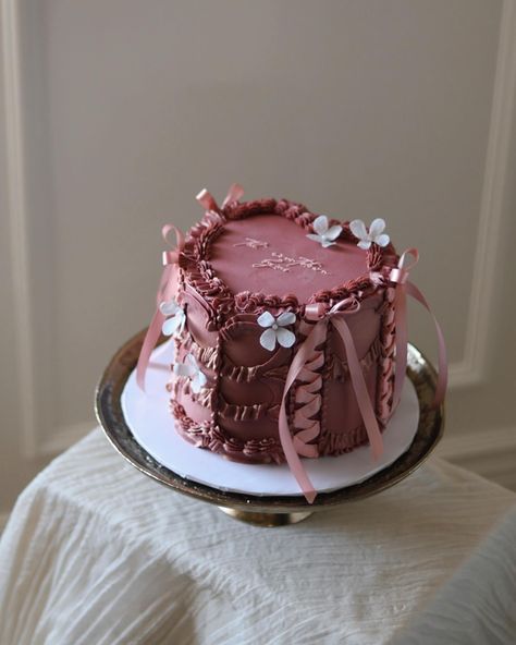 a cake to celebrate 1 year from their wedding 🥂 the lace up sides to mimic a corset on a wedding dress, and the wafer paper flowers to mimic 3d appliqués, all in her wedding colors, of course 🤍 #weddingcake #cakedecorating #utahbride #bride #waferpaperflowers Corset Cake, Wafer Paper Flowers, Utah Bride, Wafer Paper, A Wedding Dress, Wedding Colors, Paper Flowers, 1 Year, Wedding Cakes