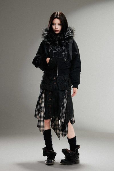 This cropped hooded coat is embellished with intricate embroidery and studded details. The faux fur collar and soft fleece lining ensure warmth, while the hood and pockets add convenience to this design.

Embroidered detailing with studs
Faux fur...