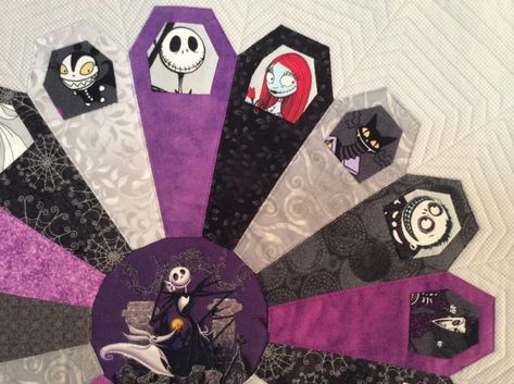 Jake Skellington, Halloween Quilt Patterns, Instagram Ring, Halloween Quilt, Picnic Quilt, Halloween Sewing, Fall Sewing, Dresden Plate, Holiday Quilts