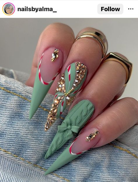 Stilleto Nails Designs, Stiletto Nails Designs, Xmas Nails, Coffin Nails Designs, Bling Nails, Fancy Nails, Best Acrylic Nails, Long Acrylic Nails, Cute Acrylic Nails