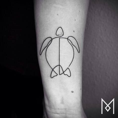 15+ Geometric Turtle Tattoo Designs Simple Line Tattoo, Mo Ganji, One Line Tattoo, Turtle Tattoo Designs, Abstract Tattoo Designs, Polynesian Tattoos, Single Line Tattoo, Shape Tattoo, Muster Tattoos