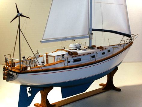 Sailboat Restoration, Age Of Sail, Sailboat Model, Model Sailboats, Toy Sailboat, Model Boats Building, Model Sailing Ships, Sailboat Plans, Wooden Model Boats