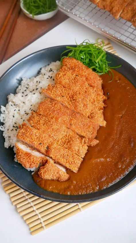 Coco Ichibanya Curry Recipe - Jecca Chantilly Coco Ichibanya Curry Recipe, Easy Chicken Katsu, Chicken Katsu Recipe, Coco Ichibanya, Chicken Katsu Recipes, Katsu Recipes, Coco Curry, Chicken Katsu, Madras Curry