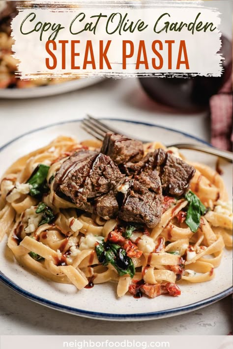 Pastas That Go With Steak, Creamy Steak Fettuccine Delish, Skirt Steak Pasta Recipes, Sirloin Pasta Recipes, Creamy Steak Fettuccine Recipe, Beef Tenderloin Pasta, Strip Steak Pasta Recipe, Pasta With Steak Dinners, Best Pasta Dishes Restaurant