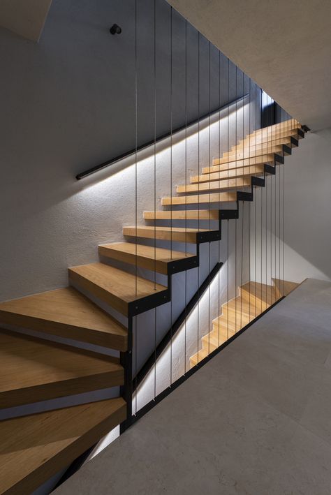 Stairs In Kitchen, Staircase Interior Design, House Main Door, House Main Door Design, Stairs Design Modern, Floating Staircase, House Studio, Main Door Design, Modern Staircase