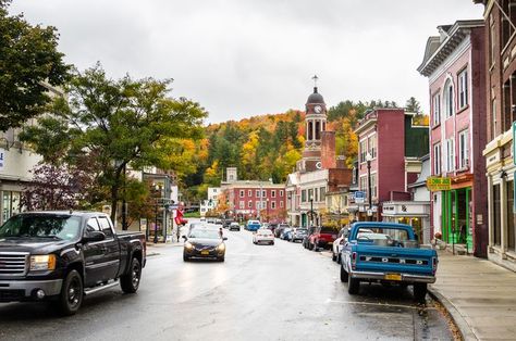 Traveling to or around Saranac Lake, New York? Here are the best spots to grab a bite. Lake Town Aesthetic, Lake Town, Nyc Metro, Rivers Streams, Small Towns Usa, Saranac Lake, Fall Road Trip, Small Town America, Castles In Scotland