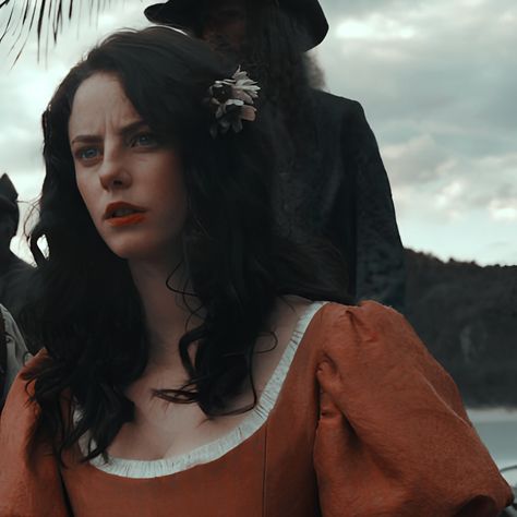 Kaya Scodelario Pirates Caribbean, Sara Snow, Narnia Fanfiction, Carina Smyth, Pirate Princess, Crows Nest, Female Icons, Prince Caspian, Kaya Scodelario