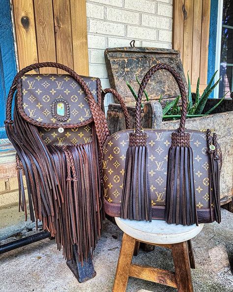 Louis Vuitton Vintage Handbags, Leather Fringe Handbag, Vintage Louis Vuitton Handbags, Ropa Upcycling, Leather Fringe Purse, Hippie Purse, Fringe Handbags, Boho Handbags, Western Purses