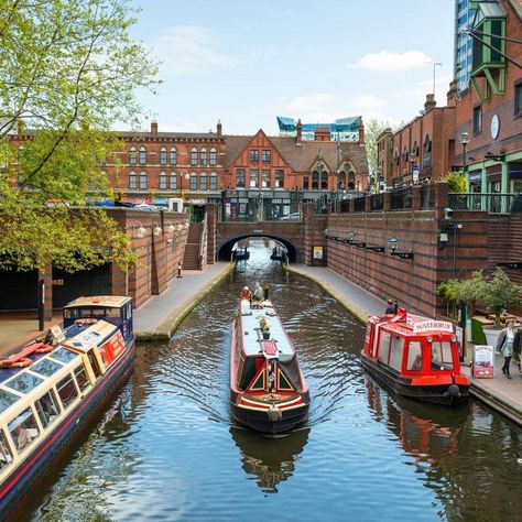 Birmingham Canal, Birmingham Airport, Birmingham News, Birmingham City Centre, University Of Birmingham, Birmingham Uk, Birmingham City, Birmingham England, Voyage Europe