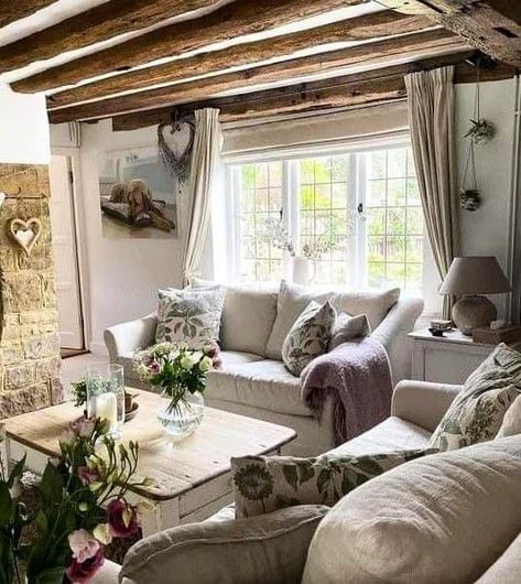 Cosy Cottage Living Room, Country Cottage Living Room, Cottage Lounge, Cottage House Interior, Country Cottage Living, Country Cottage Interiors, All About Family, English Cottage Decor, Snug Room