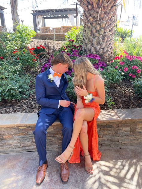 Prom Dresses With Navy Suit, Prom Couples Orange, Orange And Navy Prom, Orange Couple Outfit, Hoco Colors For Couples, Orange Hoco Couple, Orange Prom Couple, Hoco Couples, Prom Orange