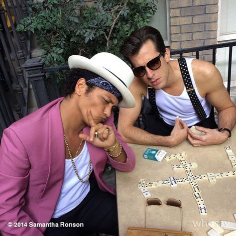 Bruno Mars Mark Ronson. Dice - - - #ChoiceSongMaleArtist @iammarkronson @brunomars - Uptown Funk Uptown Funk, Mark Ronson, Roller Set, Hottest 100, Nick Jonas, Janet Jackson, Bruno Mars, 8x10 Photo, Paul Mccartney