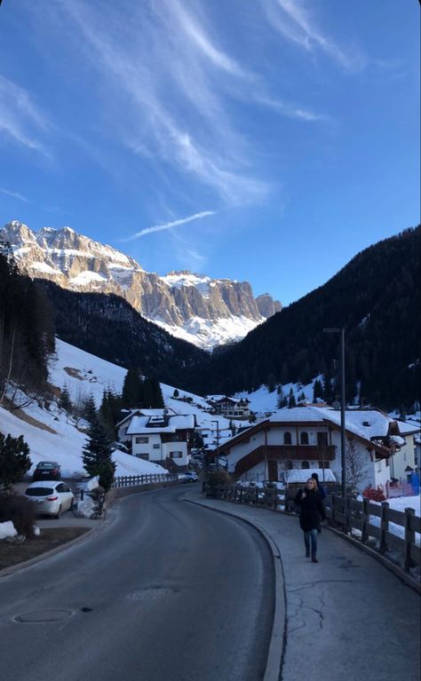 Winter In Switzerland Aesthetic, The Alps Winter, Christmas Europe Aesthetic, Italian Alps Winter, Switerzerland Aesthetic Winter, Italian Alps Aesthetic, Mountains Winter Aesthetic, Italy Skiing Aesthetic, Spain Aesthetics Winter