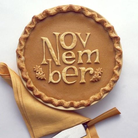 Say it it's November pumpkin pie with typography cutout crust Farmhouse Meals, Creative Pie Crust, Desserts Pie, Dip Appetizers, Pie Crust Art, Pumpkin Pie Crust, Beautiful Pie Crusts, Creative Pies, Pi Pie