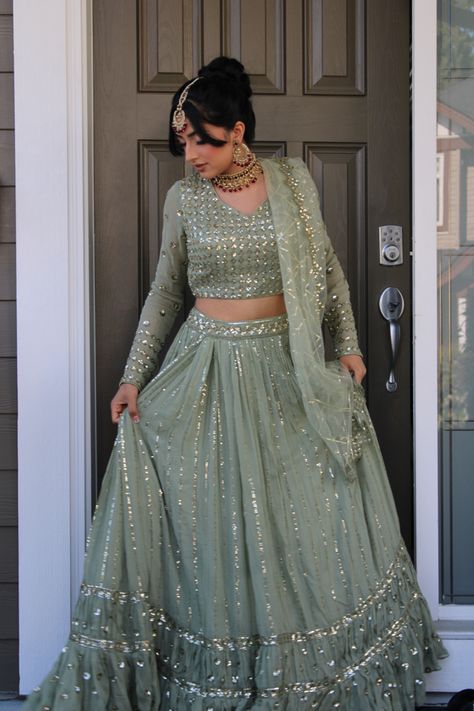 Prom Lengha Long Sleeve, Sage Green Indian Wedding Outfit, Birthday Lehenga, Sage Green Reception Dress, Simple Lengha, Modest Lengha, Lengha 2023, Sage Green Mehndi Outfit, Lengha Green