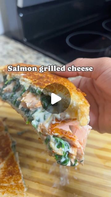 Pinky’s Kitchen on Instagram: "Made the viral salmon grilled cheese sandwich 🔥🔥 have y’all tried it yet ?? #grilledcheese #salmonrecipeideas #seafoodrecipes" Grilled Salmon Sandwich Recipes, Salmon Panini Sandwiches, Salmon Recipes Sandwich, Smoked Salmon Grilled Cheese, Salmon Melt Sandwich, Tuna Grilled Cheese, Salmon Sandwich Ideas, Grilled Salmon Sandwich, Salmon Grilled Cheese