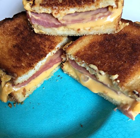 Spam Recipes Lunch, Spam Sandwich Recipes, Fried Spam Sandwich, Spam Recipes Dinners Easy, Emergency Recipes, Pizza Burgers With Spam, Pizza Burger Recipe With Spam, Spam Grilled Cheese, Spam Sandwich