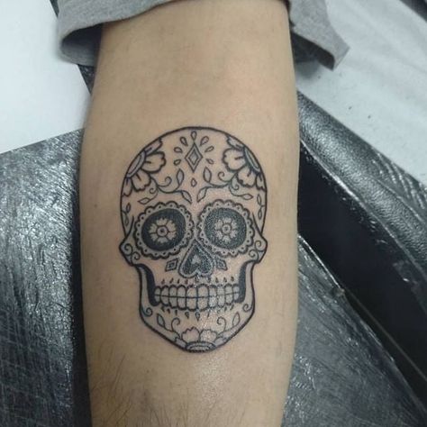 Mandala Skull Tattoo Design, Dia De Los Muertos Tattoo Ideas, Day Of The Dead Skull Tattoo, Mexican Skull Tattoos, Candy Skull Tattoo, Mexico Tattoo, Sugar Skull Tattoo, Mexican Tattoo, Quality Tattoo