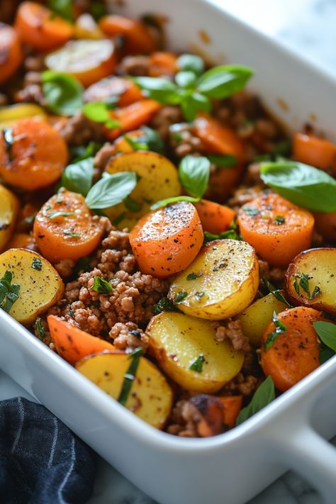 Roasted potatoes and carrots with ground meat and fresh basil in a white baking dish. Healthy Eating Ground Turkey, The Best Ground Turkey Recipes, One Pot Meals Healthy Ground Beef, Healthy Meal Prep For The Week Ground Turkey, Group Turkey Recipes Healthy, Grown Turkey Recipes, Healthy Organic Meals Recipes, Sheet Pan Ground Turkey Recipes, Clean Eating Comfort Food Recipes