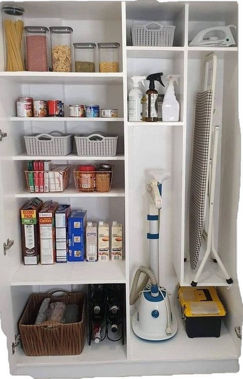 Balcon Mic, Cleaning Cupboard, Laundry Cupboard, Cleaning Closet Organization, Utility Room Storage, Utility Room Designs, Light Floors, Utility Closet, Kitchen Ideas Dark Cabinets