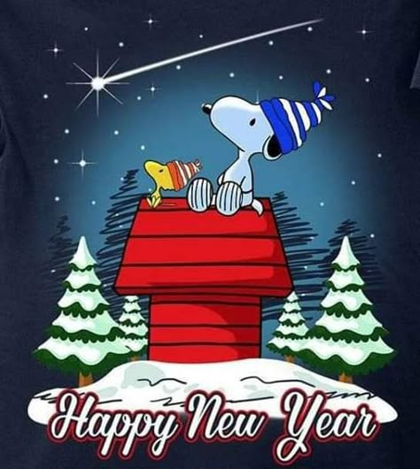 New Year Snoopy, Snoopy Happy New Year, Snoopy New Year, Gifs Snoopy, New Years Eve Day, Hello January, Snoopy Dog, Happy New Year Pictures, Snoopy Funny