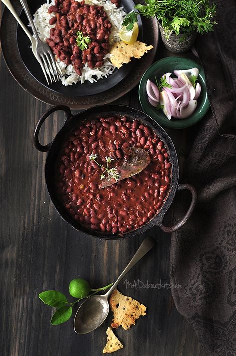 Rajma Chawal/ Rajma/Indiancurry/ Foodphotography/Photography/Foodstyling Rajma, the red bean curry, a soul food from Punjab, India. This creamy curry tastes best when had with steamed rice and popodums. Here is the recipe for this yummy indian curry. Rajma Chawal Photography, Punjab Food, Kite Decoration, Dal Rice, Rajma Chawal, Rajma Masala, Bean Curry, Indian Food Photography, Punjabi Cuisine