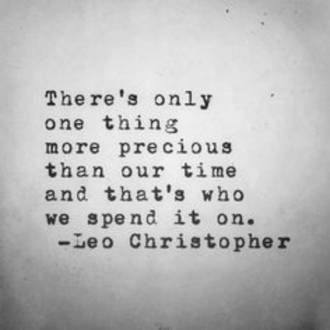 ​This one that warns you not you waste your valuable time on little boys. Leo Christopher, Selfie Quotes, Under Your Spell, Instagram Words, Trendy Quotes, Time Quotes, Visual Statements, Instagram Bio, Story Instagram