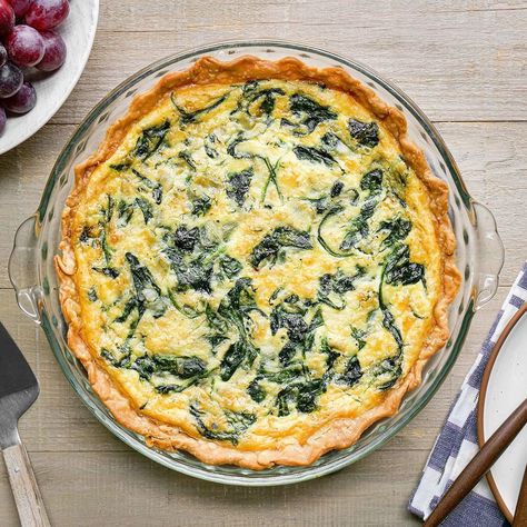 Spinach Quiche Recipes, Mushroom Quiche, Vegetable Quiche, Quiche Recipes Easy, Main Dish Casseroles, Quiche Dish, Spinach Quiche, Cheese Quiche, Veg Dishes