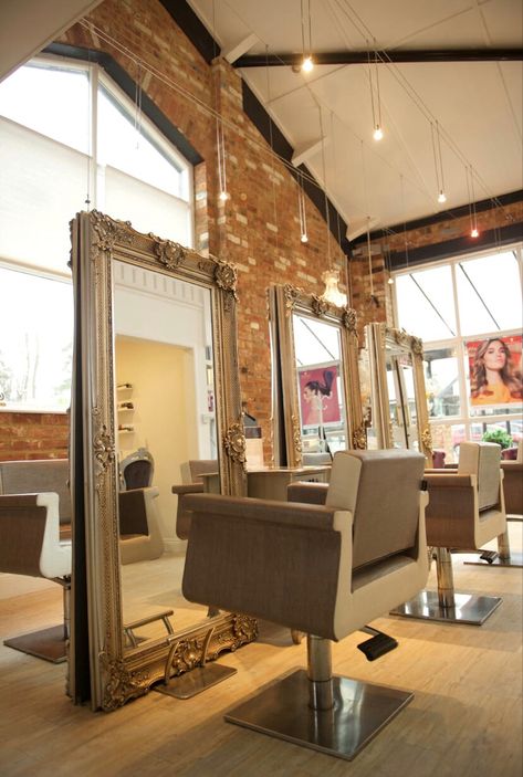 Beauty Salons, Makeup Room, Senior Living, Old Building, Cosmetology, Beauty Salon, Luxury Boutique, Vanity Mirror, Small House