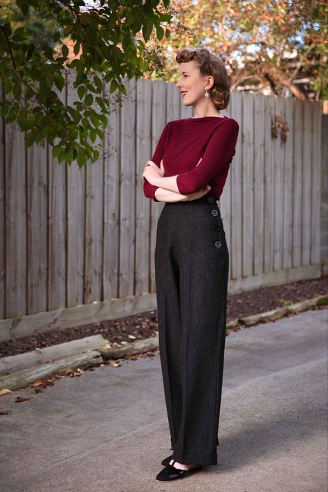 50s Office Fashion, 1950s Business Woman, Retro Office Outfit, Vintage Pants Outfit, Vintage Work Outfit, 90s Business Casual, 40s Outfits, 1940s Fashion Women, Look 80s