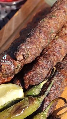 Delicious Indian Food, Fusion Kitchen, Chicken Starter Recipes, Indian Takeaway, Kebab Recipe, Thighs Chicken, Spicy Snacks Recipes, Chicken Thigh Recipes Crockpot, Kebab Recipes