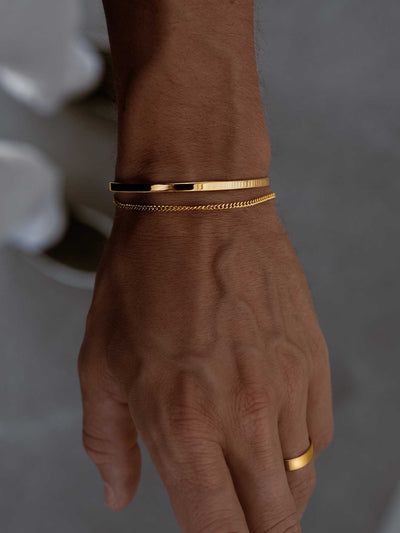 Men Minimal Jewelry, Mens Simple Jewelry, Mens Jewellery Bracelet, Minimalist Mens Jewelry, Guy Jewelry Gold, Men Simple Jewelry, Gold Jewelry Fashion Men, Men Gold Accessories, Men Cuff Bracelet